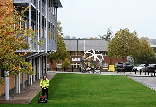 home-page-services-business-park-grounds-maintenance